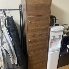 カラーボックス　扉付き