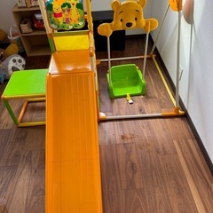 プーさん　ジャングルジム　滑り台　ブランコ