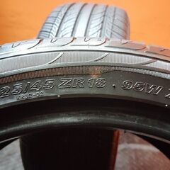 KENDA KR32 KUAVELA SL 225/45ZR18 18インチ 夏タイヤ 2本 20年製 バリ溝 クラウンアスリート レヴォーグ マークX等　(KTL427)の画像