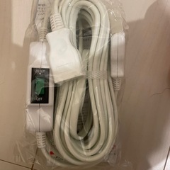 新東電器 中間スイッチ付き延長コード19個　の画像