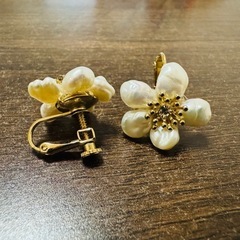 【美品】ピカケ　イヤリング　ブライダル向けの画像