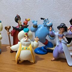 ディズニー・ヘラクレス・アラジン・ポカホンタス・ノートルダムの鐘・白雪姫・リトルマーメイド・１０１匹わんちゃん・レトロの画像