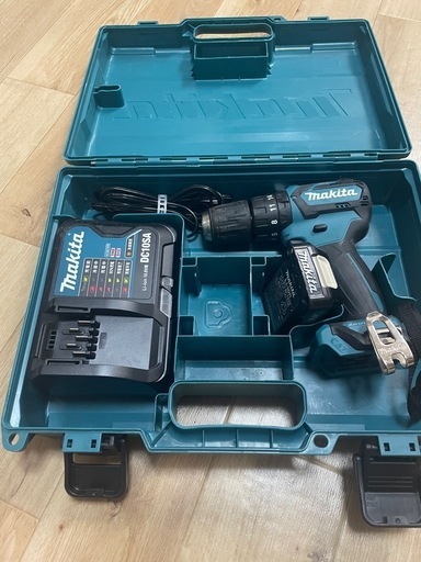 マキタ　充電式電動ドライバドリル　HP332