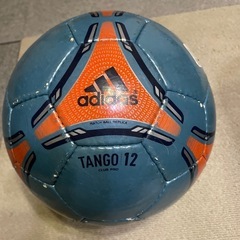 adidas　サッカーボール