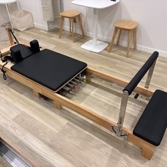 【新品未使用】折りたたみ式ピラティスリフォーマー