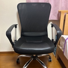椅子　6月10日まで