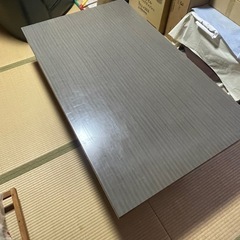 低めのテーブル　　　グレー　ローテーブル