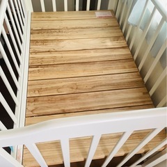 KATOJIベビーベッドの画像