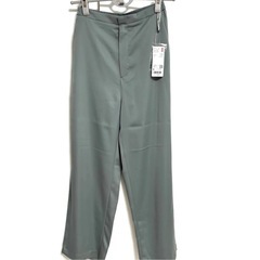 UNIQLO パンツ