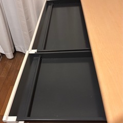 プラス スチールOAデスク フラットライン 平机 引出し付き 天板：メープル/脚：ホワイト 幅1200×奥行600×高さ700mm 1台の画像