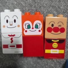 アンパンマン　キューブ型ブロックの画像