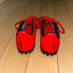 アディダス　サッカートレーニングシューズの画像