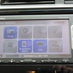 ホンダ　フィットハイブリッド　Ｆパッケージ★1年保証★ロードサービス付　ワンオーナー　純正ＳＤナビ　ワンセグ　Ｂｌｕｅｔｏｏｔｈオーディオ　ＵＳＢ　ＥＴＣ　スマートキー　プッシュスタート　オートエアコンの画像