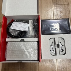 Nintendo Switch 有機ELモデル ホワイトの画像