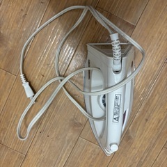 ヤマゼン　スチームアイロン