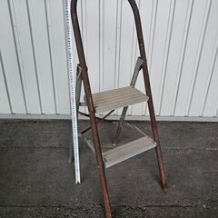 折りたたみ　2段踏み台　脚立　サビています　ek-594ged