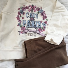 子供服90サイズ上下＆靴下セットの画像