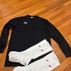 バレー練習着　シューズ、ソックスセット