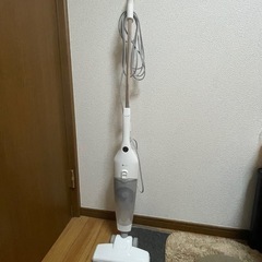 【美品】ニトリ スティック掃除機（自立式・コード式）軽量＆スリム ホワイト