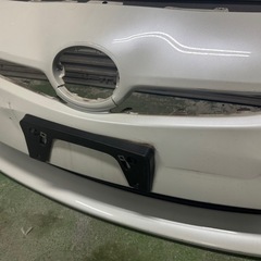 ZVW30 フロントバンパー　ウインカー　ジャンクの画像