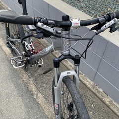 GIANT TRANCE フルサスMTBの画像