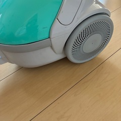  HITACHI 日立 掃除機 CV-V420 の画像