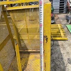 ⼩荷物⽤昇降機　の画像
