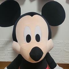 でかいミッキーのぬいぐるみの画像