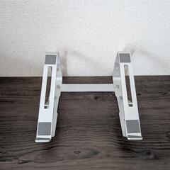 ノートパソコン台の画像