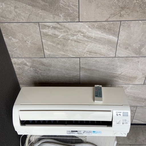 愛知岐阜/送料込☆美品☆三菱 2.2kWエアコン MSZ-E224-W14年