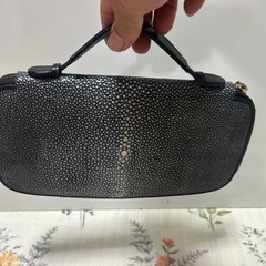 エイ革サイフバッグの画像