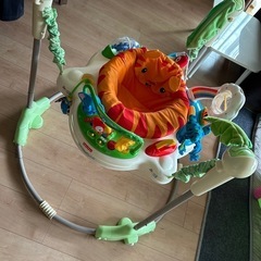 子供遊ぶジャンパルー　無料の画像