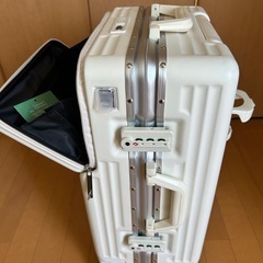 新品未使用　最新多機能　キャリー　スーツケース