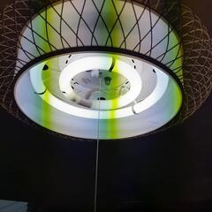 蛍光灯の画像