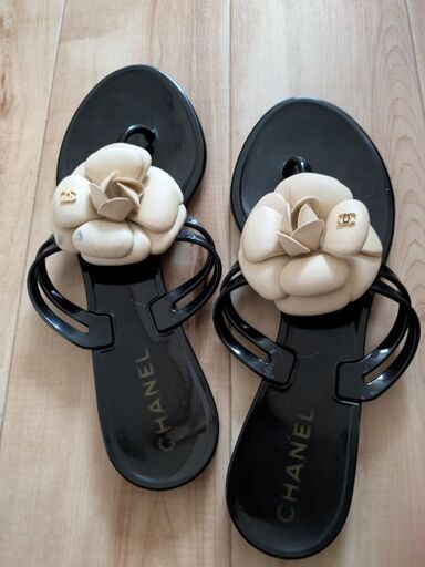 【さむこ!!購入者決まりました】CHANELサンダル