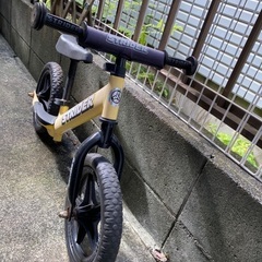 ストライダー