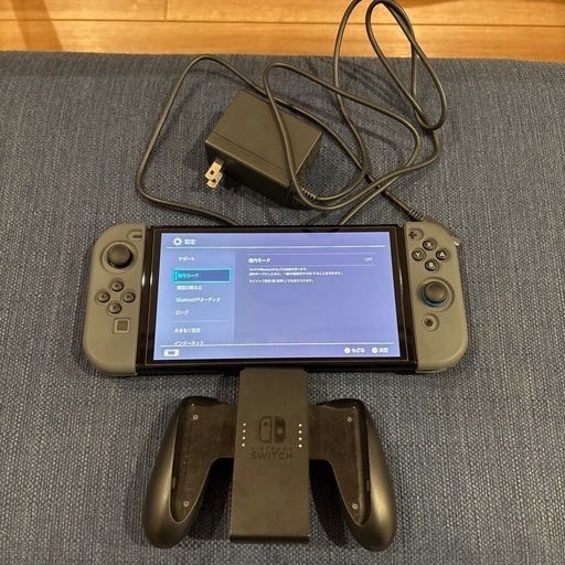 本体美品！Nintendo Switch 有機EL本体 ブラック【Joy-Conは不調】