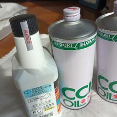 SUZUKI２cycleOIL（未開封品）1リッター缶２本＋1ｌセミ化学合成スモークレスOILの画像