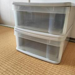 収納ケース　2つ