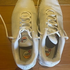 中高生又は大学生のみ　Nike Air Max 27cm 白