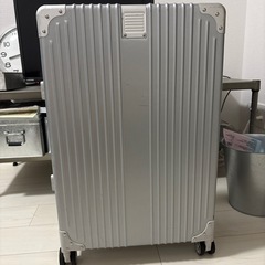 キャリーケースの画像