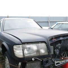 Mベンツ126,560SEL.ヨーロツパー仕様リサイクル.丸一台...