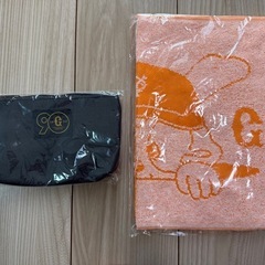 新品、未使用　ジャイアンツ　　タオル&ポーチ