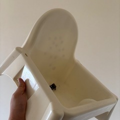 足つきハイチェアIKEAの子ども椅子