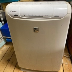空気清浄機の画像