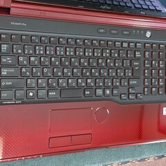 最高峰Core i7搭載 👌動作良好👌【整備済み】💗保証付き💕 光速☆彡ノートパソコン 富士通 LIFEBOOK AH77/E ガーネットレッド N0.l24の画像