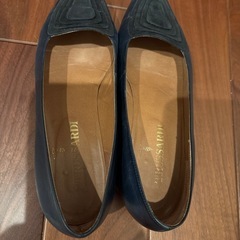 トラサルディ他パンプスの画像