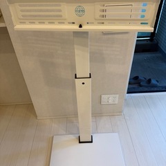 【中古】FITUEYES 白色 テレビ台 壁寄せTVスタンド 32型～75型テレビに対応 テレビラックの画像