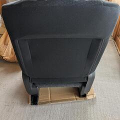 エクストレイルT31　純正シート　運転席シートの画像