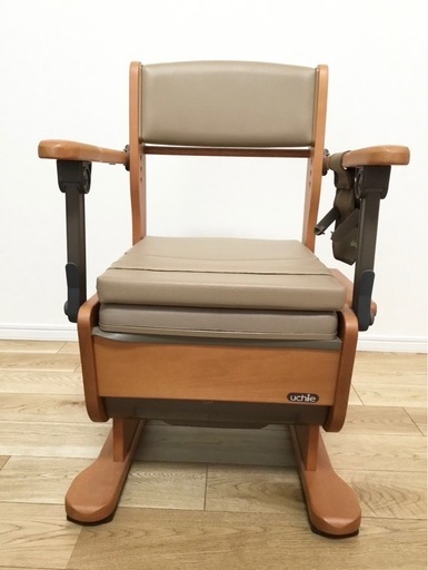 新品　介護用トイレ　ポータブルトイレ